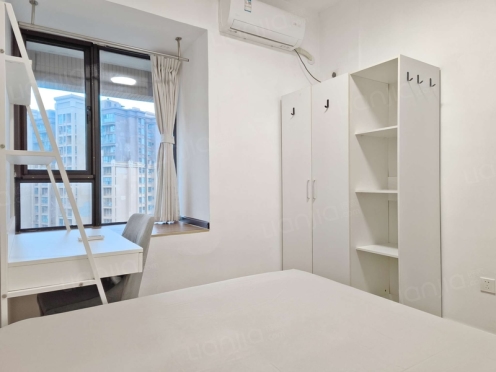 合租·保利心语花园二期 4居室 北卧