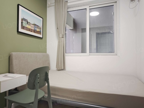 合租·首创国际城一期 4居室 东南卧