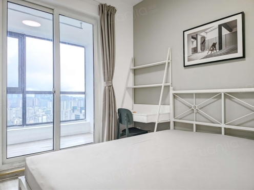 合租·绿地GIC贰期 4居室 南卧