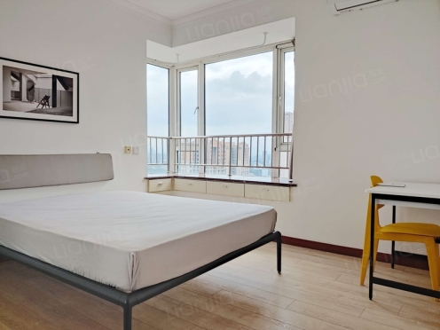 合租·比华利国际城二期 4居室 东南卧