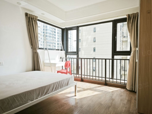 合租·融创观玺台花园 4居室 东卧