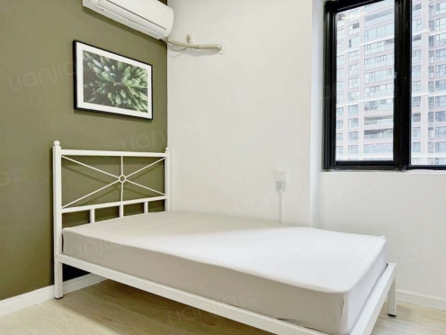 合租·中德英伦联邦B区 5居室 西北卧