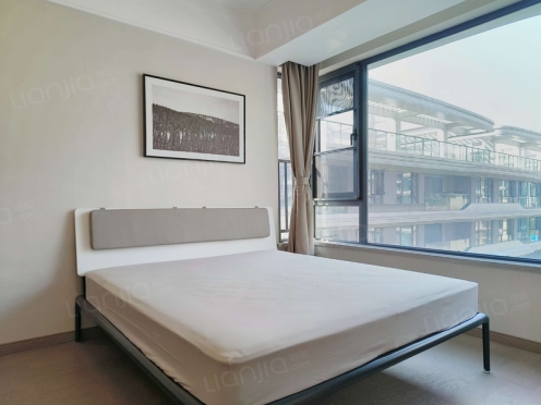 合租·德商碧云天玺 4居室 北卧