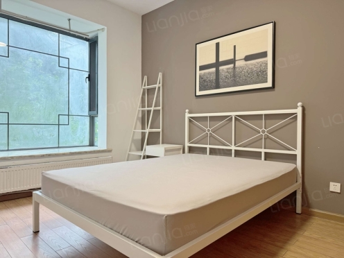 合租·盛世名居 4居室 西卧