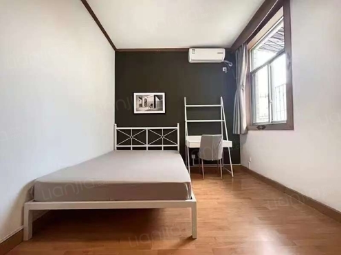 合租·新鸿苑 4居室 西北卧