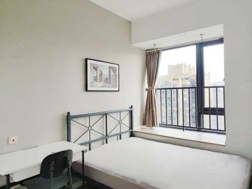 合租·央湖名邸一期 4居室 南卧