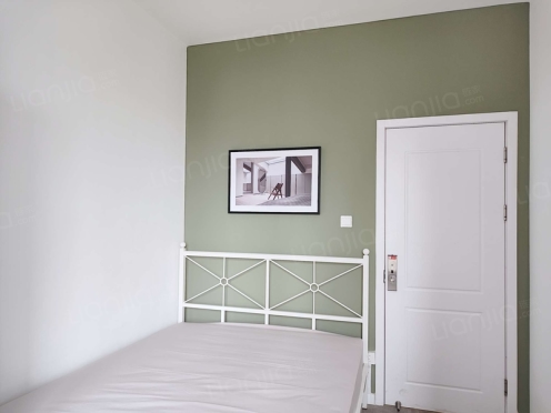 合租·央湖名邸二期 4居室 南卧