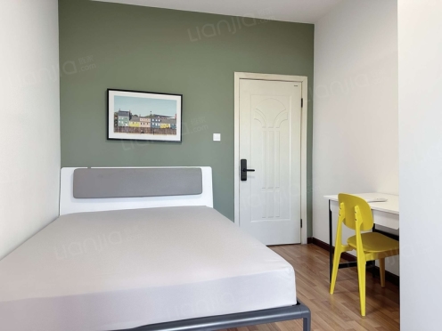 合租·长城花园 4居室 西卧