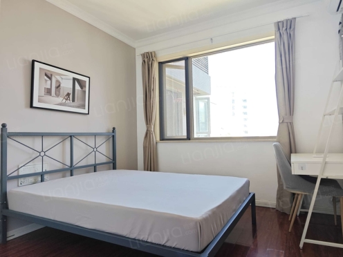 合租·双城 3居室 东卧