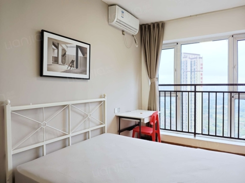 合租·蓝光锦绣城 3居室 南卧