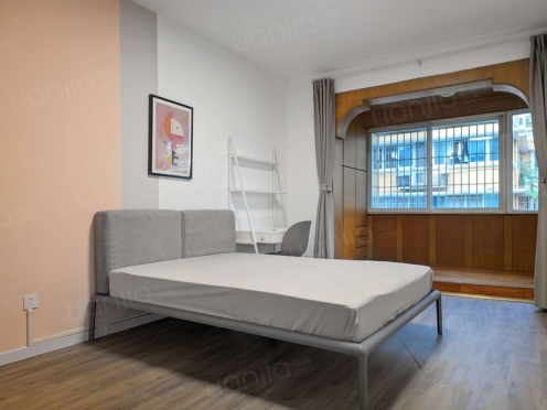 合租·海会花园 4居室 北卧