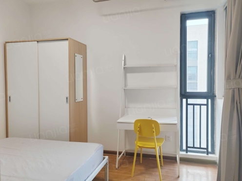 合租·浅水半岛二期 3居室 东南卧