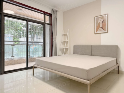 合租·盛世名居 4居室 北卧