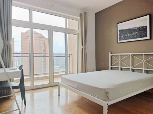 合租·比华利国际城二期 4居室 北卧