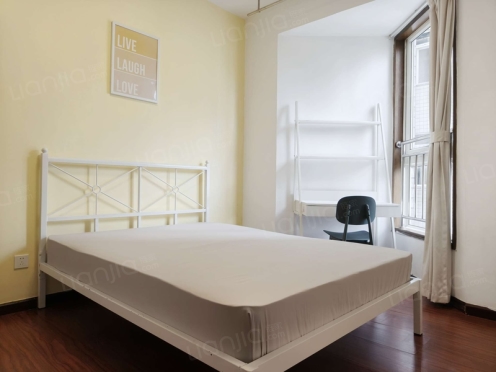 合租·朝阳名宅 3居室 西北卧