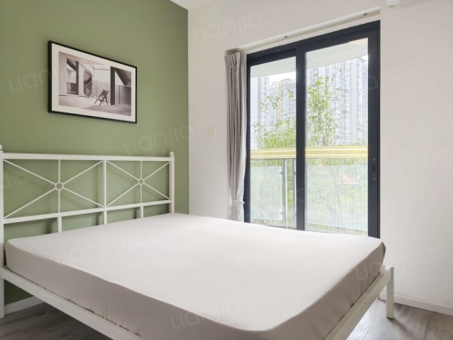 合租·外滩 4居室 东南卧