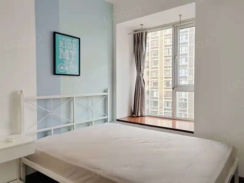 合租·水畔经典 4居室 北卧