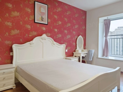 合租·中海兰庭 5居室 西北卧