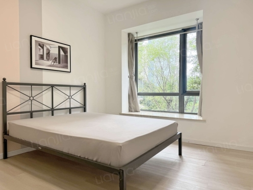 合租·锐力领峰 4居室 西北卧