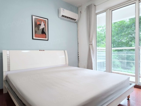 合租·远大都市风景三期 5居室 东南卧