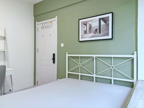 合租·蓝光COCO蜜城 5居室 东卧