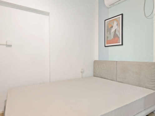 合租·光华杏林 5居室 西卧