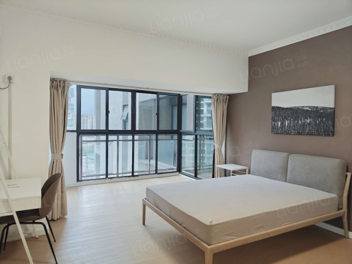 合租·财富又一城 4居室 东南卧