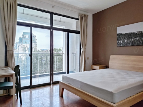 合租·绿地紫瑞里 4居室 东卧