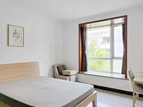 合租·华都星公馆二期 5居室 北卧