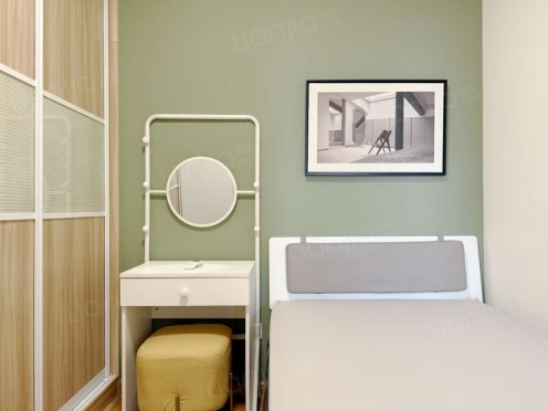 合租·摩根中心 3居室 东卧