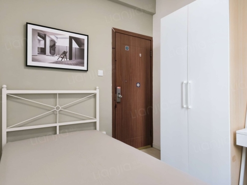 合租·红枫岭三期 4居室 东北卧