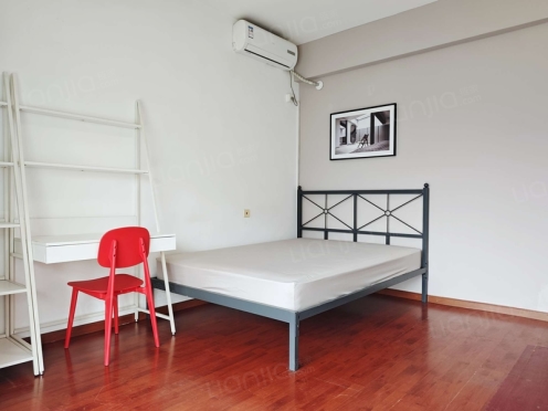 合租·南城都汇汇翠园一期 4居室 南卧