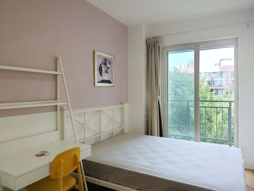 合租·万科魅力之城二期 3居室 东卧