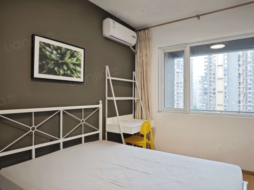 合租·华润凤凰城二期 5居室 东卧