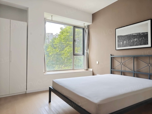 合租·时代晶科名苑 3居室 西卧