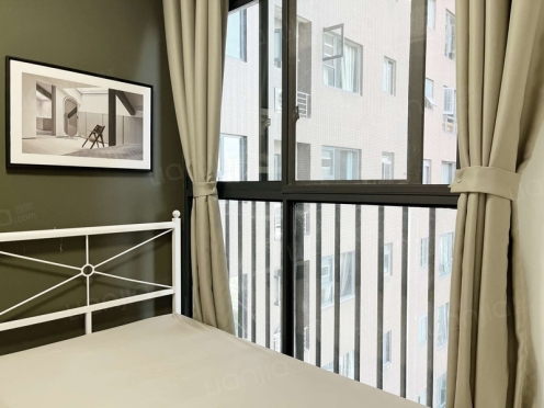 合租·光明城市 4居室 西卧