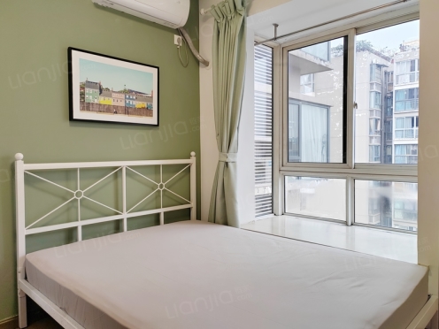 合租·北回归线一期 3居室 东卧