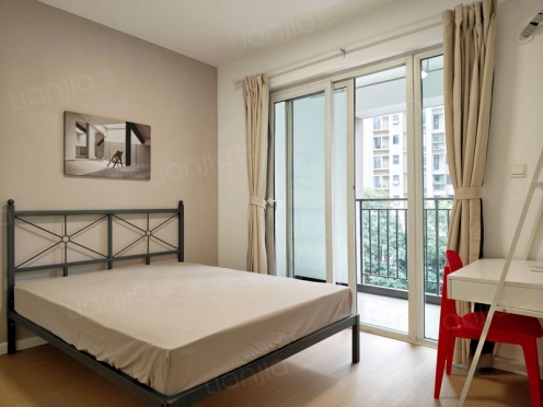 合租·上东一号一期 4居室 南卧