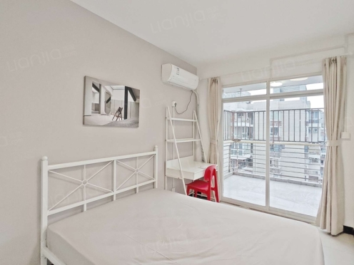 合租·蓝光富丽花城 4居室 东卧