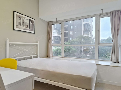 合租·天府滨河湾 5居室 东卧