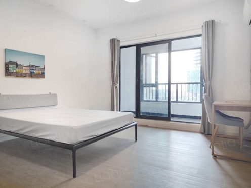 合租·世龙广场 4居室 西北卧