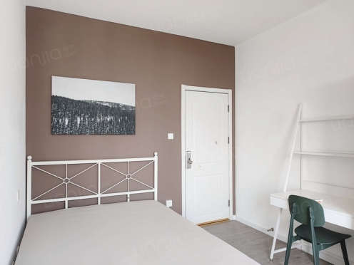 合租·央湖名邸二期 3居室 东卧