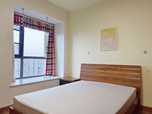 合租·尚郡 4居室 西卧