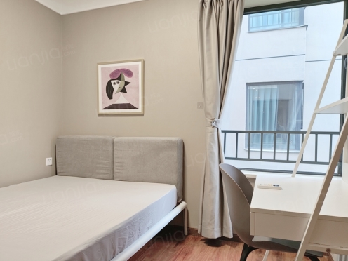 合租·滨江望珑 4居室 东卧