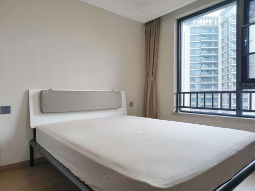 合租·德商花样年碧云天骄 4居室 东卧