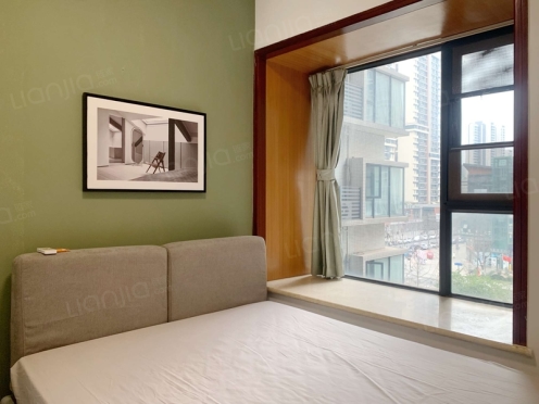 合租·汇融名城B区 4居室 东卧