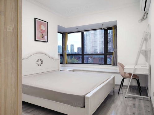 合租·麓府 4居室 西南卧