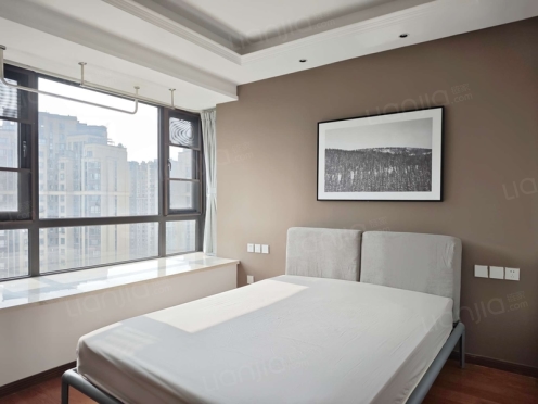 合租·华润凤凰城三期 4居室 西南卧