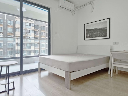 合租·华府悦璟 5居室 东北卧