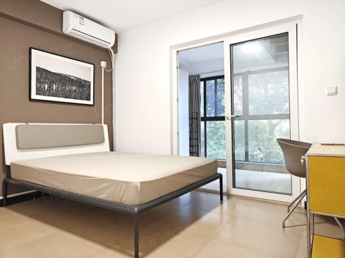 合租·美洲花园棕榈湾 3居室 东卧